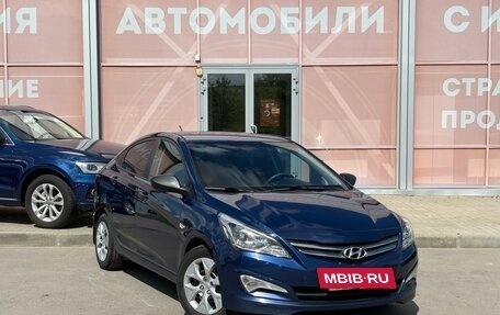 Hyundai Solaris II рестайлинг, 2015 год, 1 220 000 рублей, 3 фотография