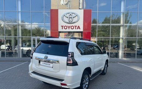 Toyota Land Cruiser Prado 150 рестайлинг 2, 2020 год, 5 500 000 рублей, 5 фотография
