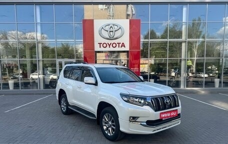 Toyota Land Cruiser Prado 150 рестайлинг 2, 2020 год, 5 500 000 рублей, 3 фотография