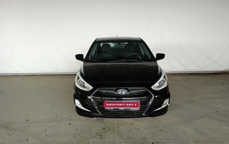 Hyundai Solaris II рестайлинг, 2013 год, 745 000 рублей, 2 фотография