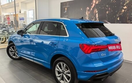 Audi Q3, 2021 год, 3 945 000 рублей, 10 фотография