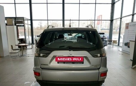 Mitsubishi Outlander III рестайлинг 3, 2010 год, 849 000 рублей, 5 фотография