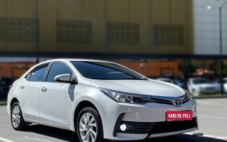 Toyota Corolla, 2018 год, 1 950 000 рублей, 1 фотография