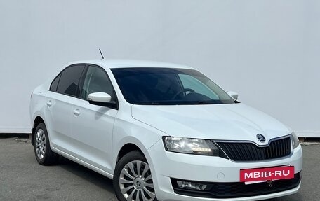 Skoda Rapid I, 2017 год, 1 380 000 рублей, 3 фотография