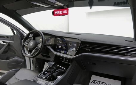 Volkswagen Touareg III, 2021 год, 6 099 000 рублей, 5 фотография