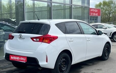 Toyota Auris II, 2013 год, 1 099 000 рублей, 5 фотография