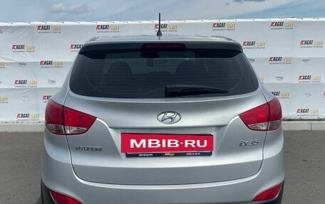 Hyundai ix35 I рестайлинг, 2013 год, 1 050 000 рублей, 6 фотография