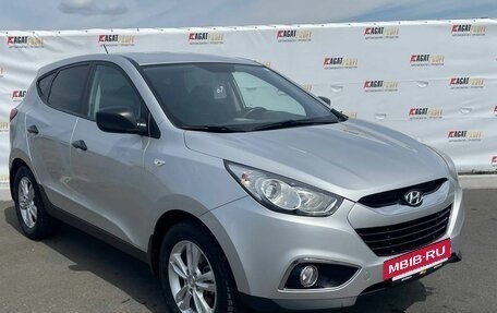 Hyundai ix35 I рестайлинг, 2013 год, 1 050 000 рублей, 2 фотография