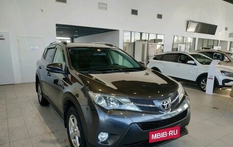 Toyota RAV4, 2014 год, 1 719 000 рублей, 3 фотография