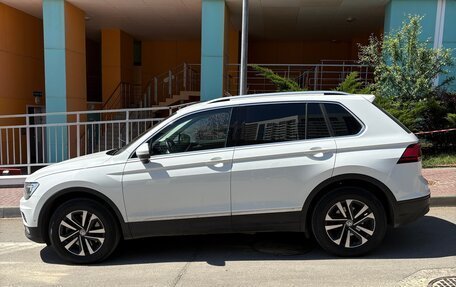 Volkswagen Tiguan II, 2019 год, 2 800 000 рублей, 6 фотография