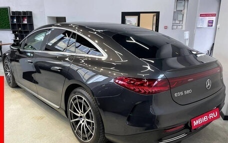 Mercedes-Benz EQS, 2022 год, 10 800 000 рублей, 3 фотография