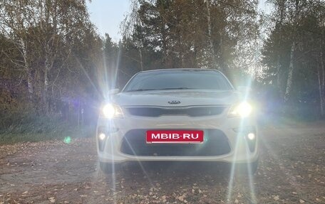 KIA Rio IV, 2018 год, 1 390 000 рублей, 3 фотография