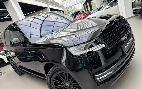 Land Rover Range Rover IV рестайлинг, 2023 год, 22 990 000 рублей, 13 фотография