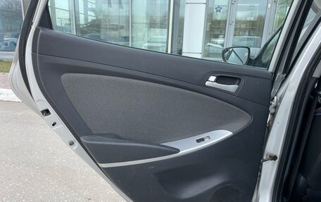Hyundai Solaris II рестайлинг, 2012 год, 520 000 рублей, 13 фотография