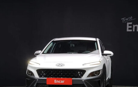 Hyundai Kona I, 2022 год, 1 705 000 рублей, 3 фотография