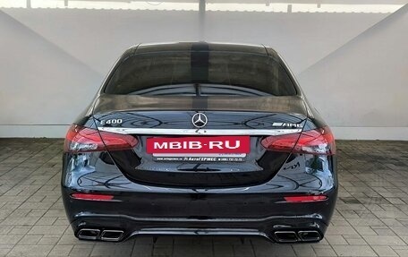 Mercedes-Benz E-Класс, 2021 год, 4 450 000 рублей, 3 фотография
