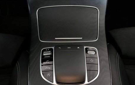 Mercedes-Benz E-Класс, 2021 год, 4 450 000 рублей, 10 фотография