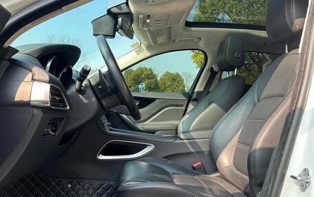 Jaguar F-Pace, 2021 год, 2 920 000 рублей, 9 фотография