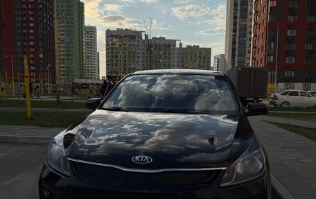 KIA Rio IV, 2017 год, 1 100 000 рублей, 2 фотография