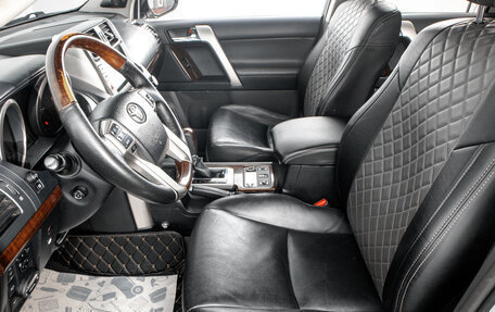 Toyota Land Cruiser Prado 150 рестайлинг 2, 2009 год, 2 999 000 рублей, 7 фотография