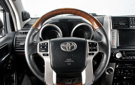 Toyota Land Cruiser Prado 150 рестайлинг 2, 2009 год, 2 999 000 рублей, 11 фотография