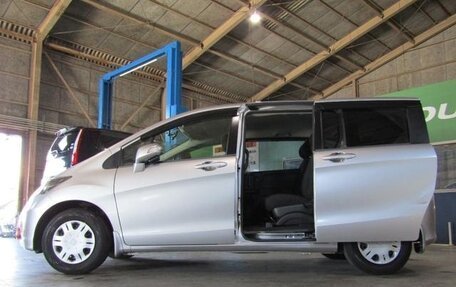 Honda Freed I, 2011 год, 815 000 рублей, 12 фотография