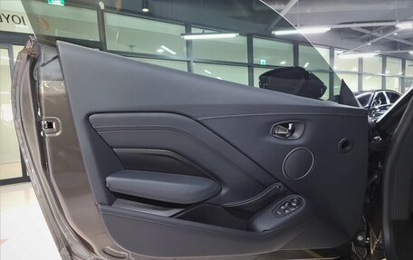 Aston Martin V8 Vantage IV, 2022 год, 21 330 000 рублей, 9 фотография