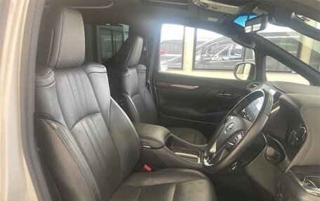 Toyota Alphard III, 2021 год, 4 200 000 рублей, 3 фотография