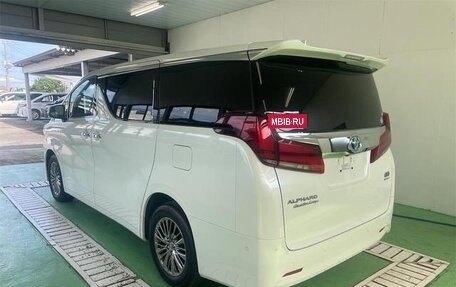 Toyota Alphard III, 2021 год, 4 200 000 рублей, 2 фотография