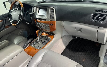 Lexus LX II, 2004 год, 2 049 800 рублей, 3 фотография