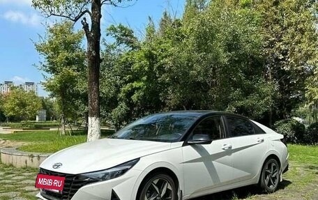 Hyundai Elantra, 2021 год, 1 460 000 рублей, 3 фотография