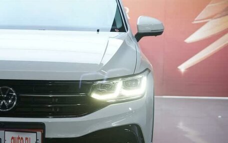Volkswagen Tiguan II, 2022 год, 2 587 000 рублей, 4 фотография