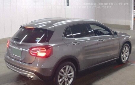 Mercedes-Benz GLA, 2015 год, 1 350 000 рублей, 3 фотография