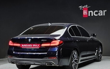 BMW 5 серия, 2022 год, 4 575 017 рублей, 3 фотография