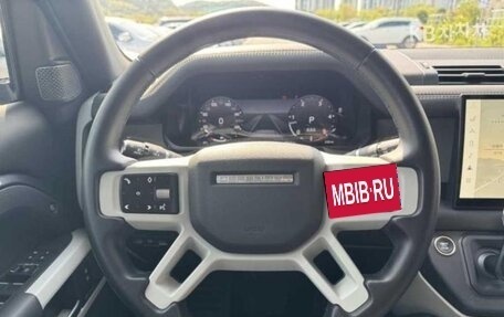 Land Rover Defender II, 2022 год, 6 500 000 рублей, 4 фотография