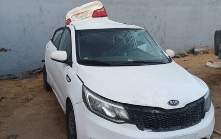 KIA Rio III рестайлинг, 2016 год, 300 000 рублей, 2 фотография