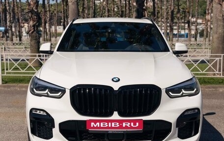 BMW X5, 2019 год, 6 199 999 рублей, 3 фотография