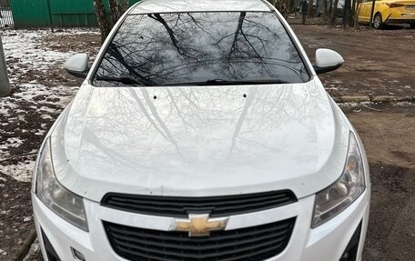 Chevrolet Cruze II, 2014 год, 535 000 рублей, 3 фотография