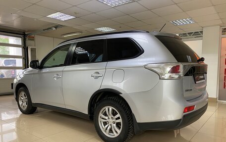 Mitsubishi Outlander III рестайлинг 3, 2013 год, 1 469 999 рублей, 6 фотография