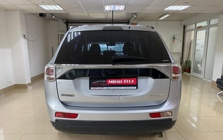 Mitsubishi Outlander III рестайлинг 3, 2013 год, 1 469 999 рублей, 5 фотография