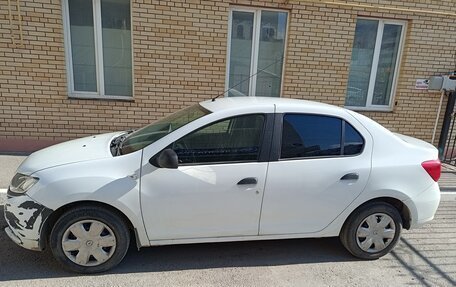Renault Logan II, 2018 год, 435 000 рублей, 2 фотография