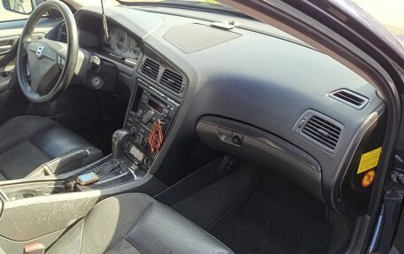 Volvo S60 III, 2004 год, 625 000 рублей, 3 фотография