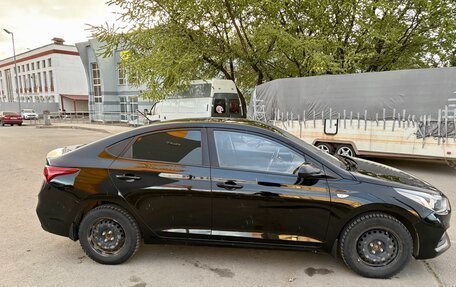 Hyundai Solaris II рестайлинг, 2018 год, 1 200 000 рублей, 4 фотография