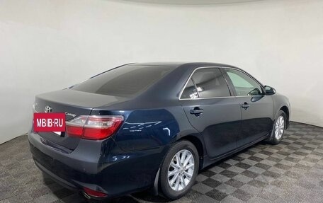 Toyota Camry, 2015 год, 2 200 000 рублей, 5 фотография