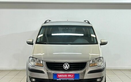 Volkswagen Touran III, 2009 год, 659 000 рублей, 2 фотография