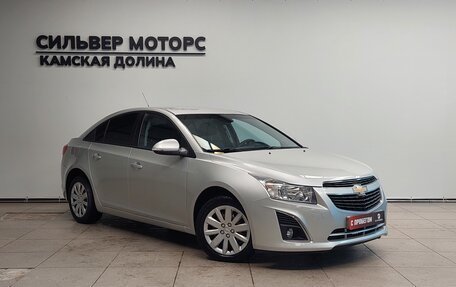 Chevrolet Cruze II, 2013 год, 850 000 рублей, 4 фотография