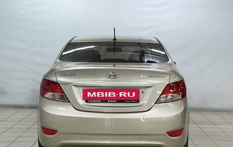 Hyundai Solaris II рестайлинг, 2011 год, 662 000 рублей, 6 фотография