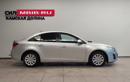 Chevrolet Cruze II, 2013 год, 850 000 рублей, 3 фотография