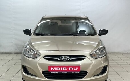 Hyundai Solaris II рестайлинг, 2011 год, 662 000 рублей, 3 фотография