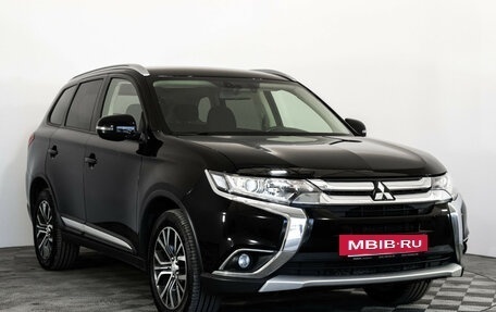 Mitsubishi Outlander III рестайлинг 3, 2018 год, 1 989 000 рублей, 3 фотография